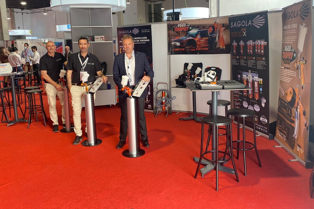 Potenciando al máximo el contacto con los profesionales