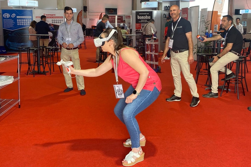 Potenciando al máximo el contacto con los profesionales