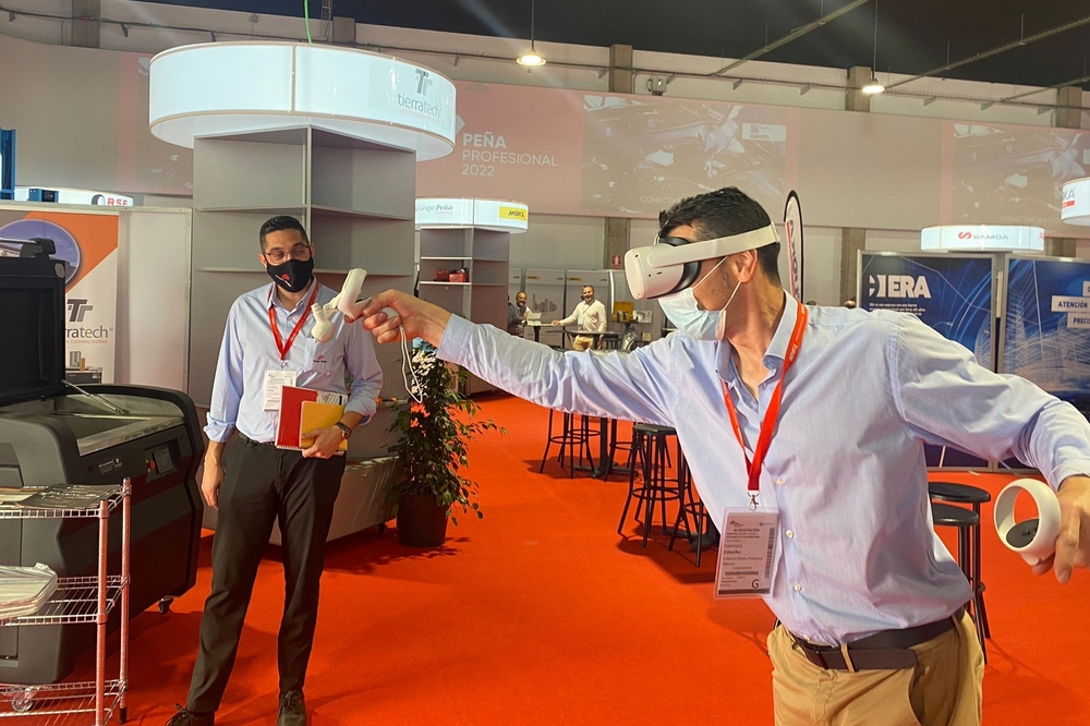 Potenciando al máximo el contacto con los profesionales