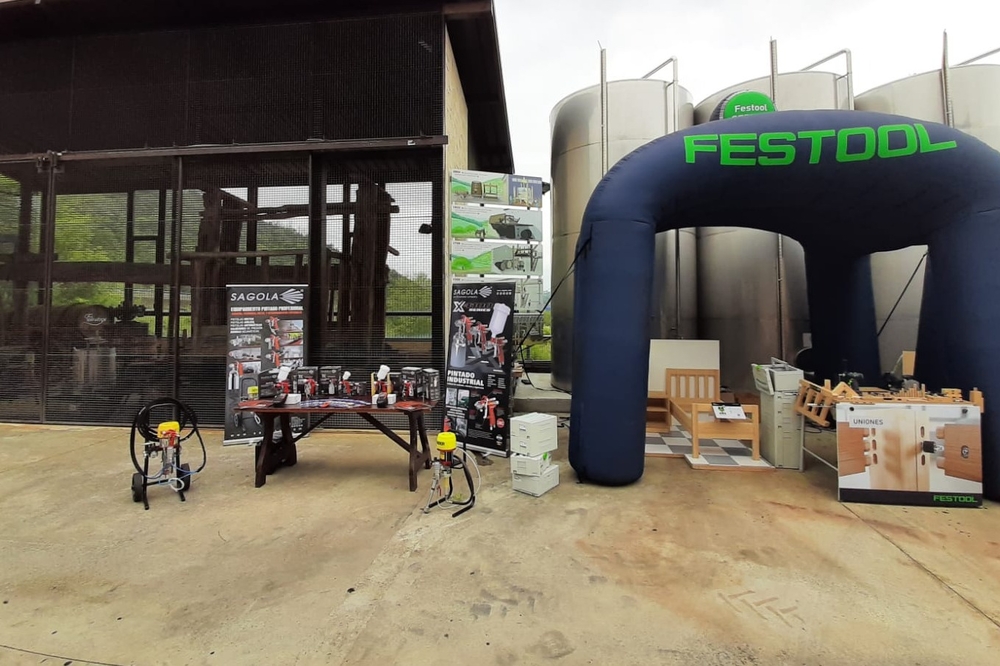 Potenciando al máximo el contacto con los profesionales