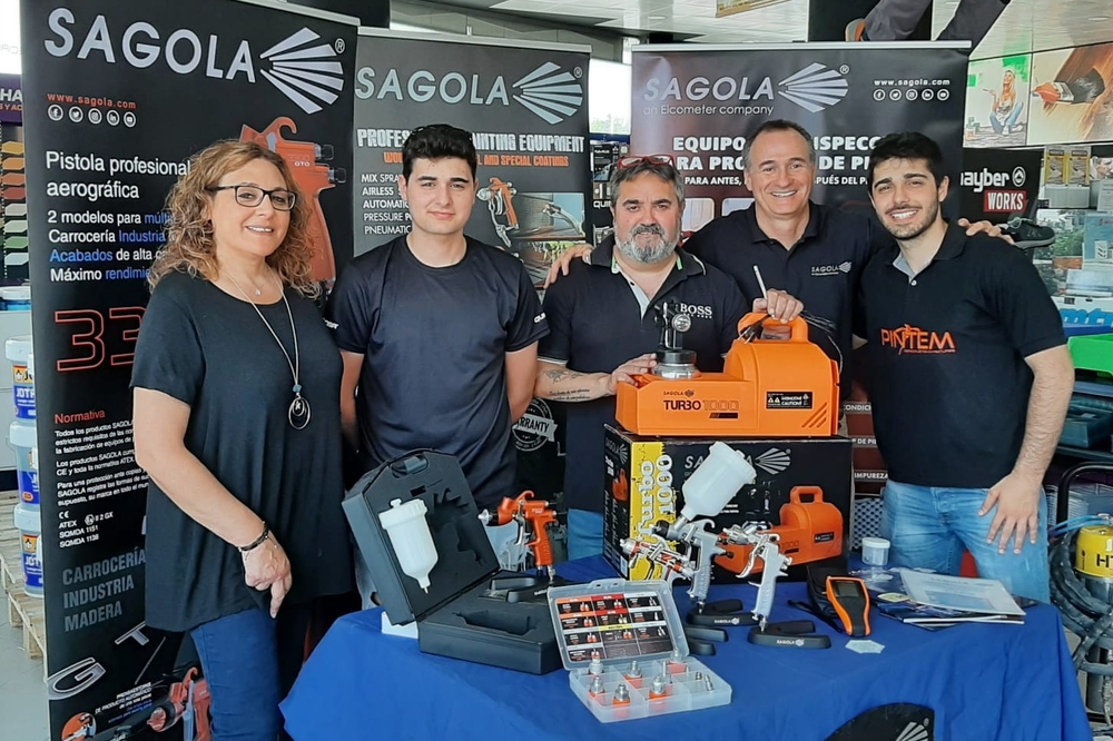 Potenciando al máximo el contacto con los profesionales