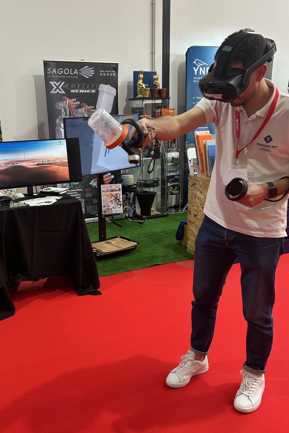 La tecnología de simulación SagolaSPRAY™ arrasa en ferias y centros de formación: todos quieren probarla