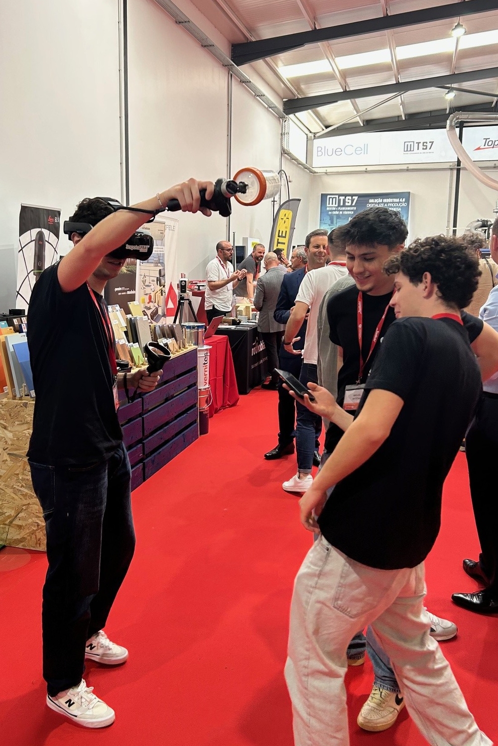 La tecnología de simulación SagolaSPRAY™ arrasa en ferias y centros de formación: todos quieren probarla