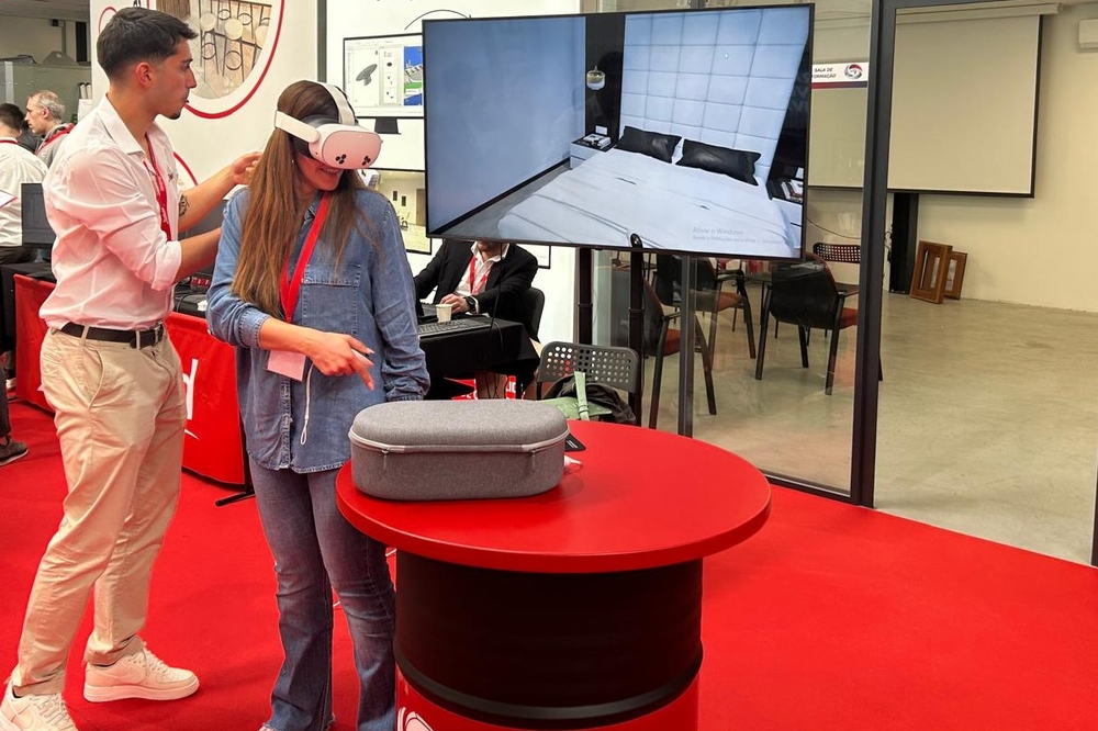 La technologie de simulation SagolaSPRAY™ fait sensation dans les salons et centres de formation : tout le monde veut l’essayer