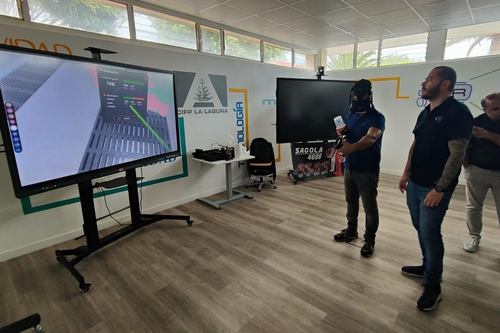 Las cabinas virtuales SagolaSPRAY™ impulsan la formación profesional en Canarias