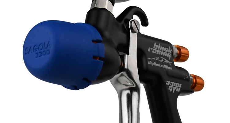 La nueva Sagola 3300 Black Racing UV aplica solo lo justo, ni más, ni menos.