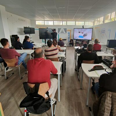 Las cabinas virtuales SagolaSPRAY™ impulsan la formación profesional en Canarias
